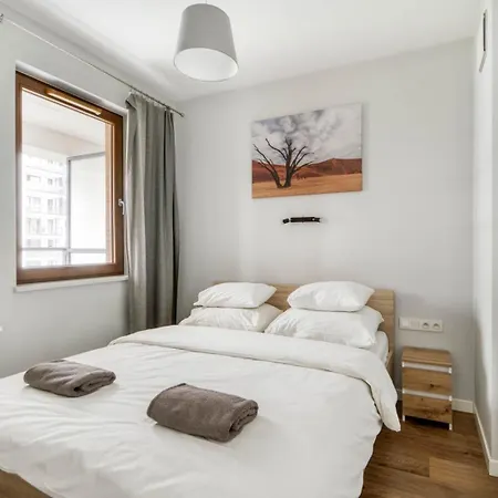 Lägenhet Night Grzybowska *