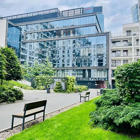 Night Grzybowska Varşova